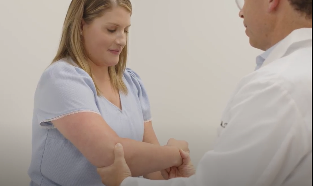 Woman with orthopedic doctor